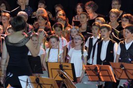 03_choeurs et orchestre de Petite Camargue