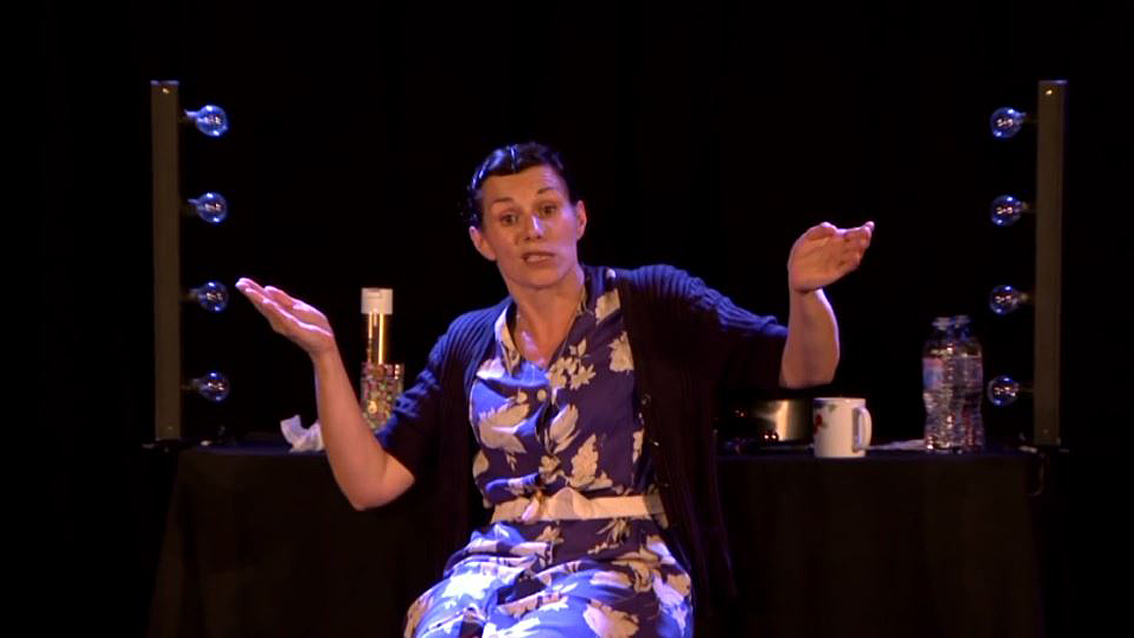 You are currently viewing Théâtre : « Claudette et les femmes d’aujourd’hui » élucide la question de la culpabilité des femmes !