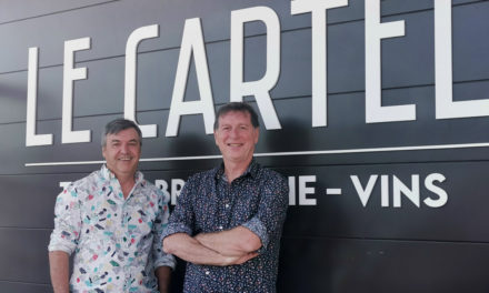 Patrick Bricongne et Marc Guyot dédicacent leur ouvrage au Cartel
