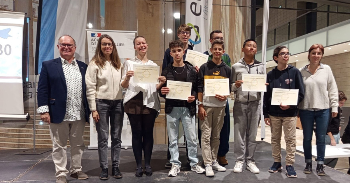 Lire la suite à propos de l’article Huit nouveaux diplômés au collège !