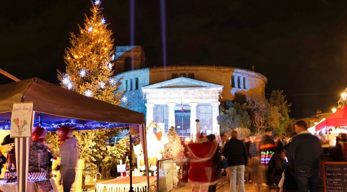 You are currently viewing Marché de Noël nocturne et Téléthon à Beauvoisin