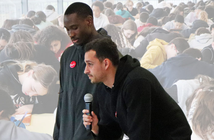 Deux joueurs du Nîmes Olympique au collège La Vallée Verte pour la dictée ELA