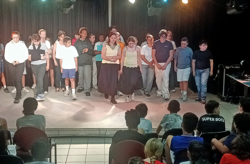 Les trois coups de l’émotion : un 24e Festival de Théâtre Amateur mémorable à la Vallée Verte !